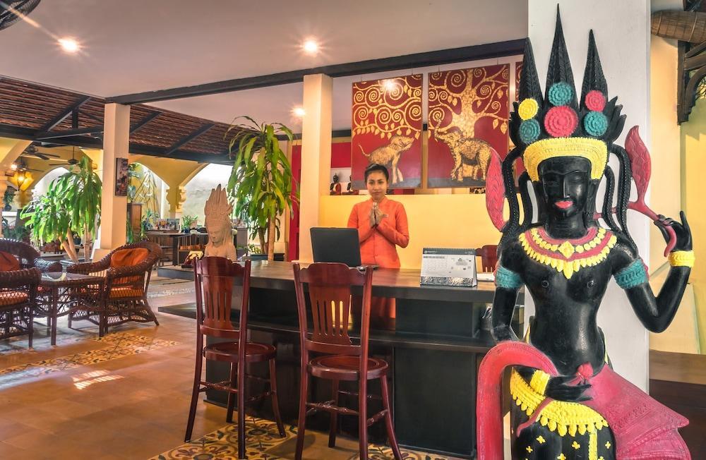 Marirath Boutique Hotel Siem Reap Buitenkant foto