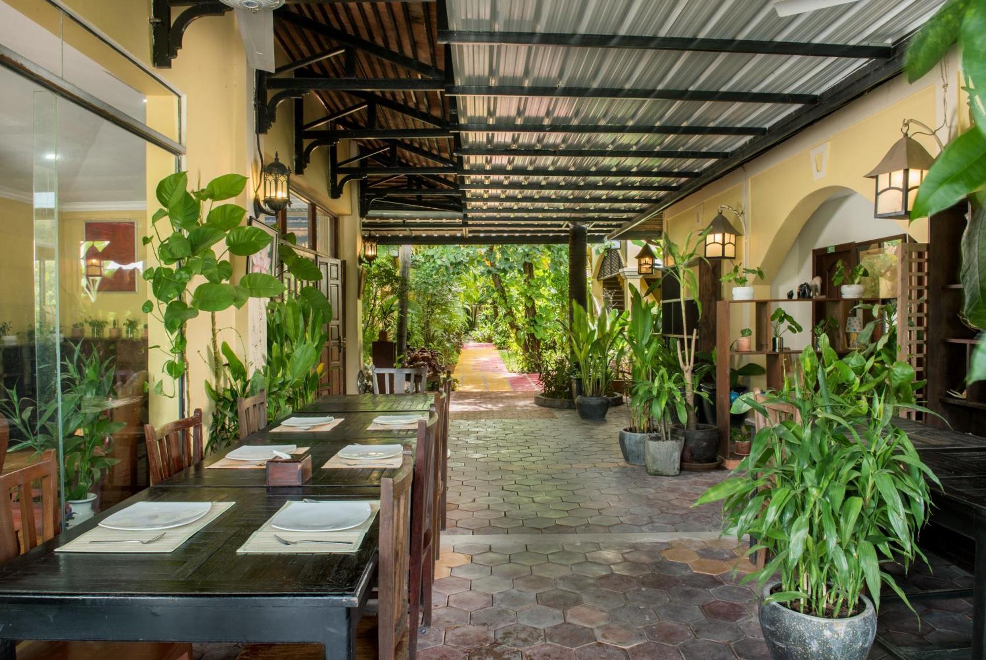 Marirath Boutique Hotel Siem Reap Buitenkant foto