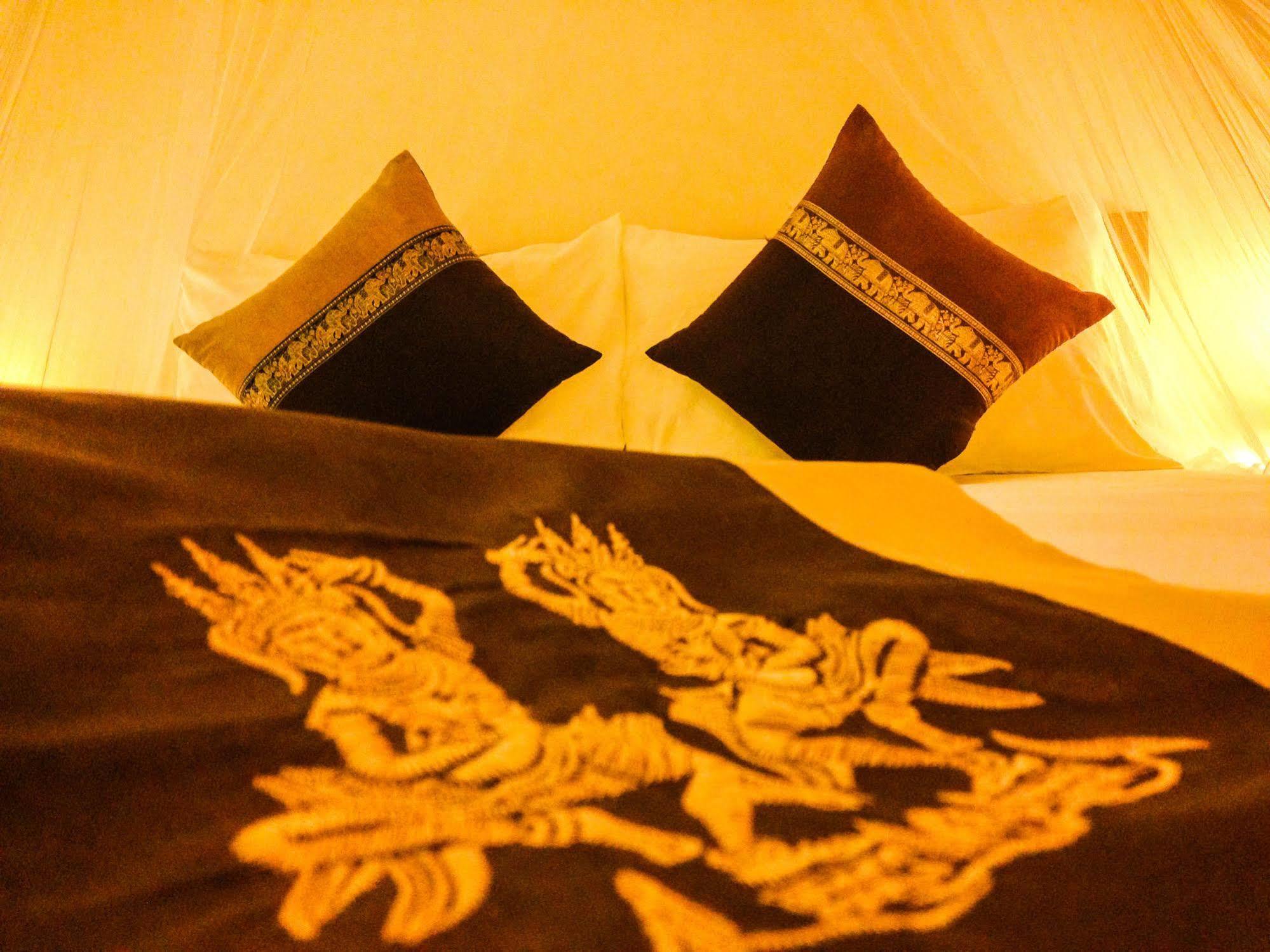 Marirath Boutique Hotel Siem Reap Buitenkant foto