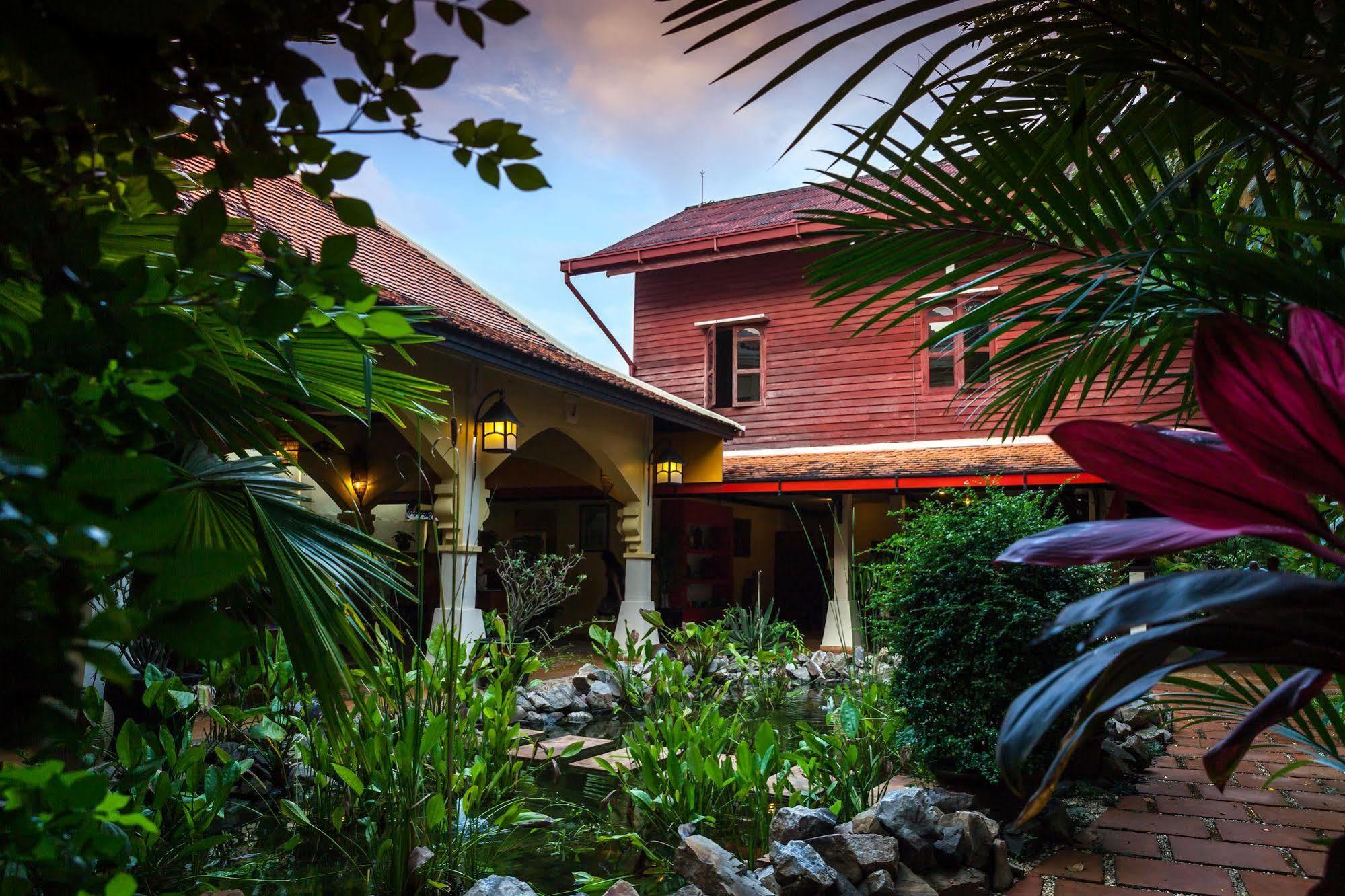 Marirath Boutique Hotel Siem Reap Buitenkant foto
